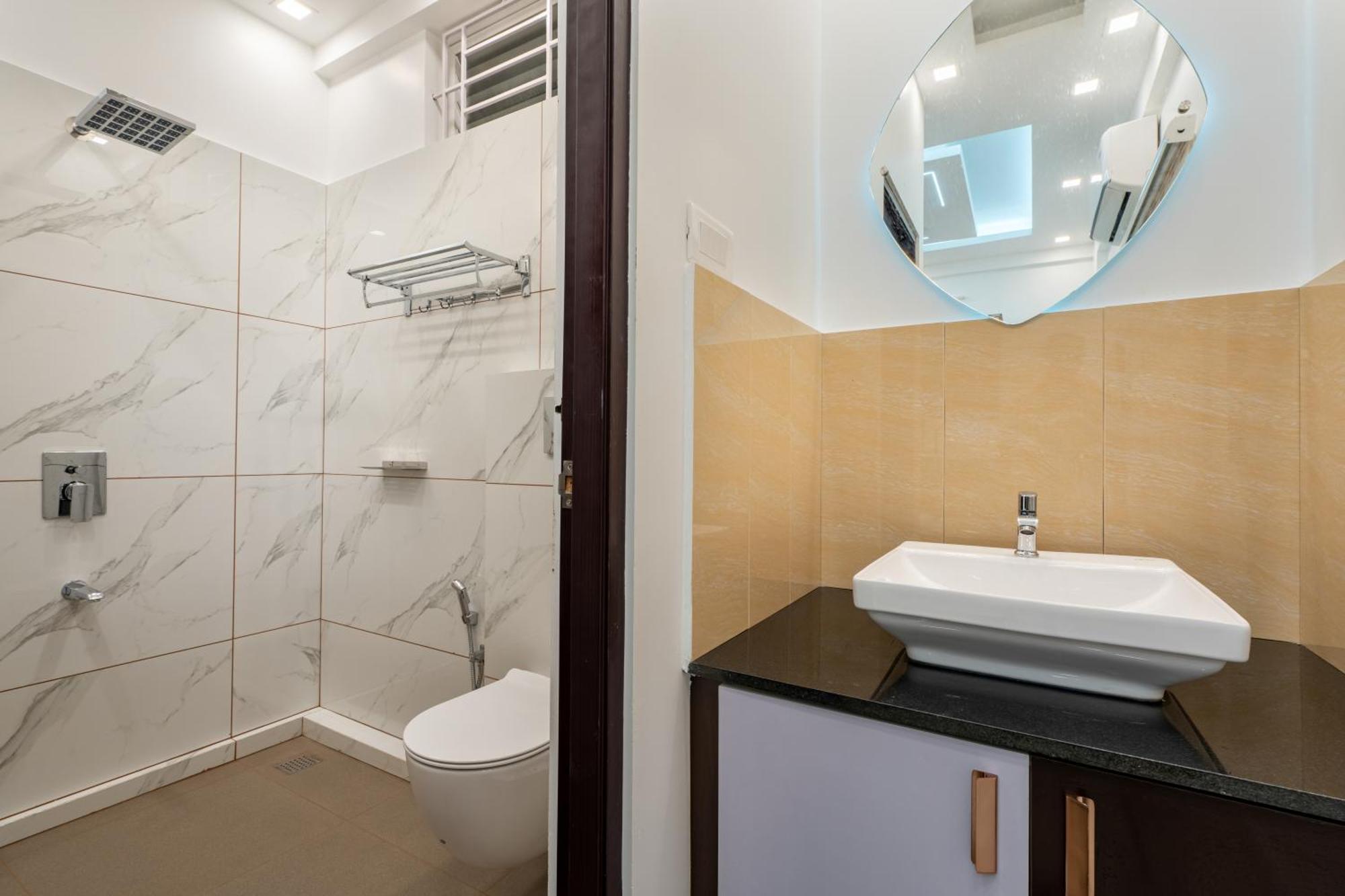 Cochin Airport Hotel Kochi ภายนอก รูปภาพ