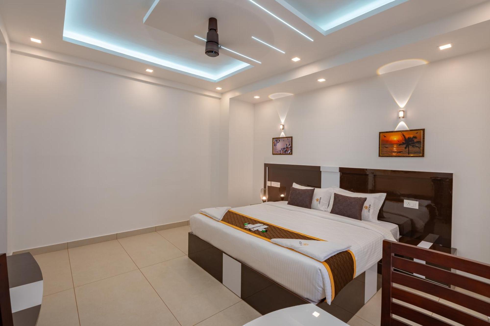 Cochin Airport Hotel Kochi ภายนอก รูปภาพ