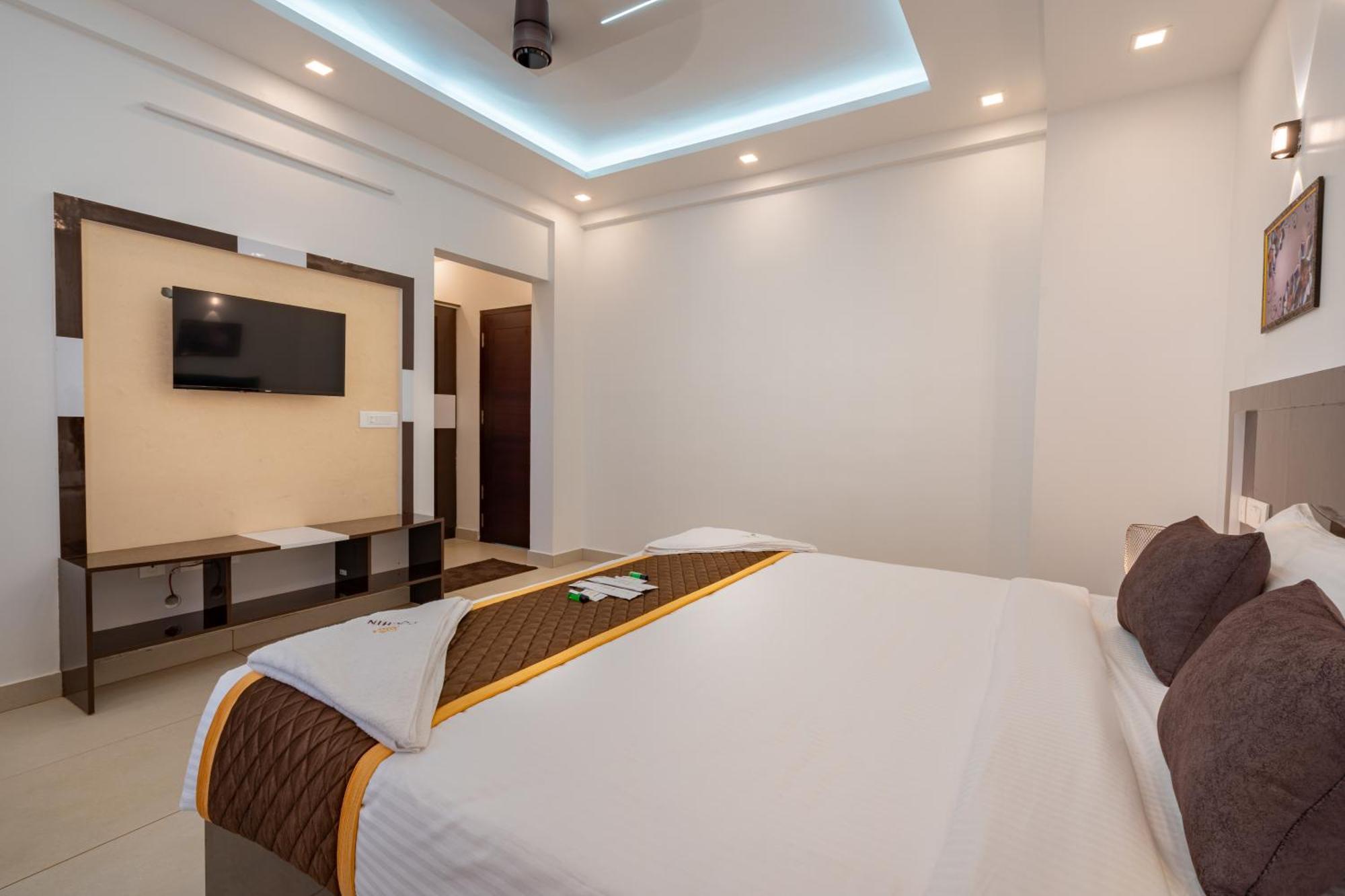 Cochin Airport Hotel Kochi ภายนอก รูปภาพ