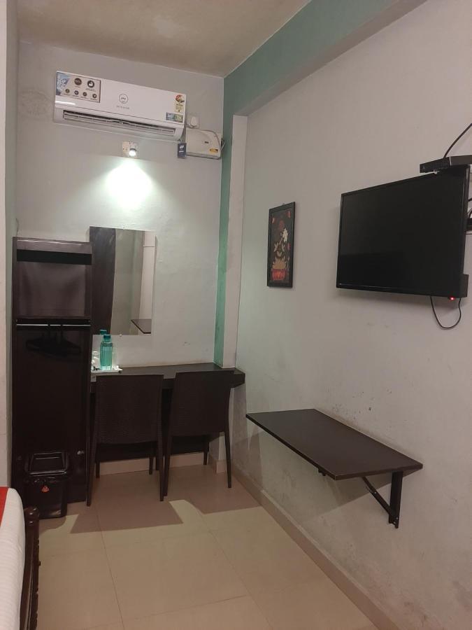 Cochin Airport Hotel Kochi ภายนอก รูปภาพ